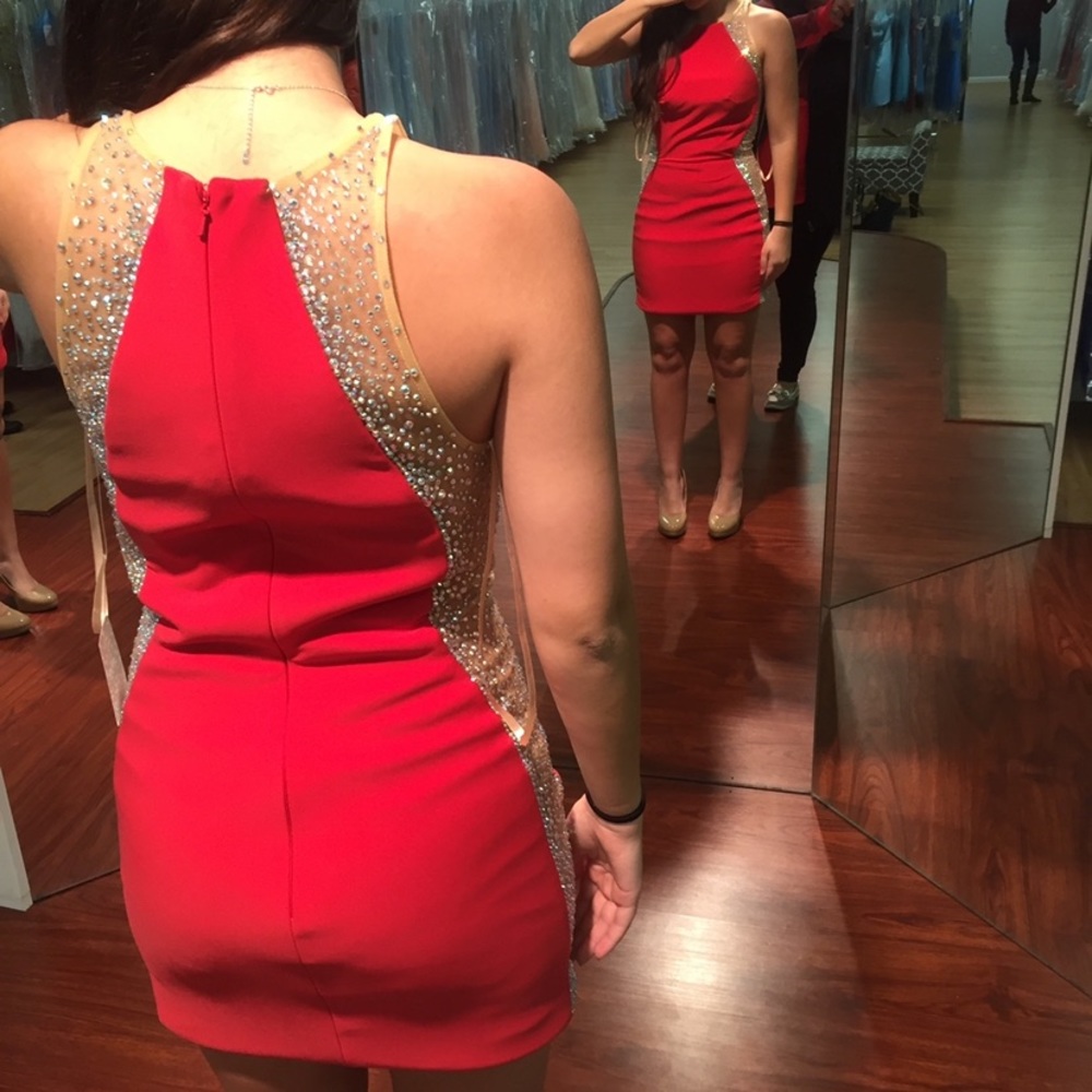 La Femme coral Formal dress